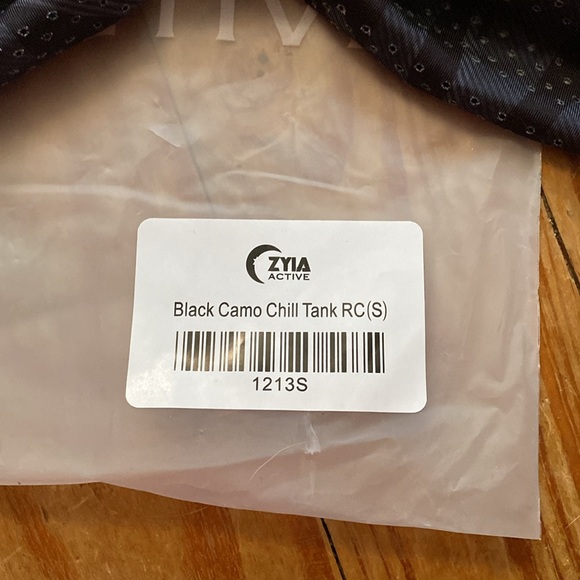 Zyia camo chill tank small - Picture 3 of 5